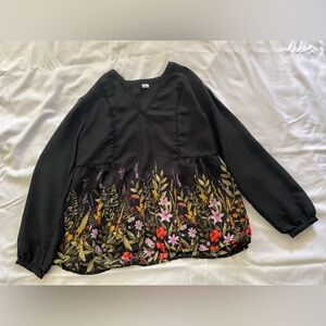 Black floral top